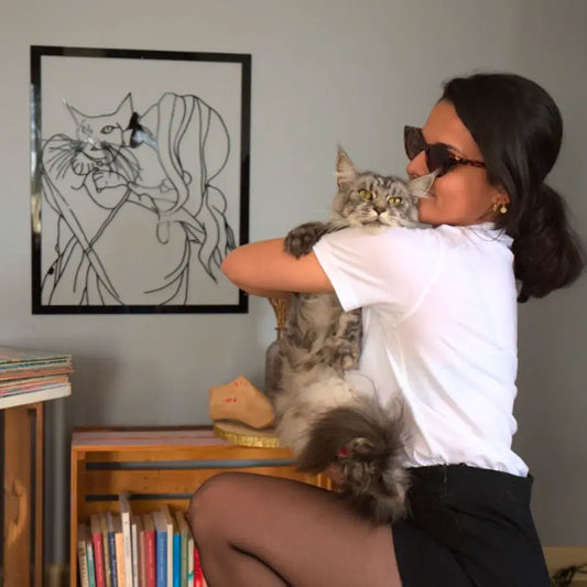 Cuadro personalizado de Nuria y su gato Nya: un retrato único y especial